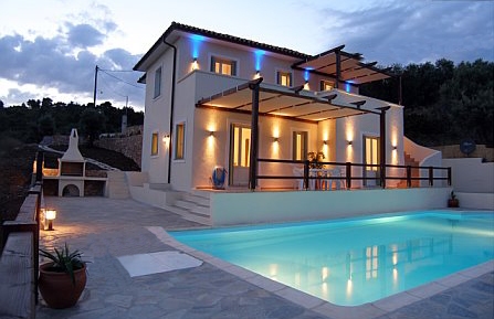 Stunningly beautiful luxury villa rental at Alonissos Villas